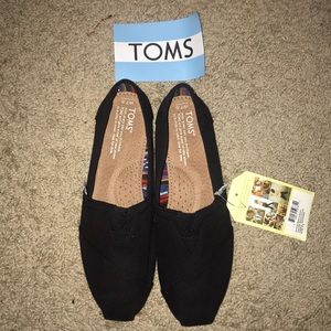 Toms Other - Brand new never been worn toms Toms Other - Brand new never been worn toms